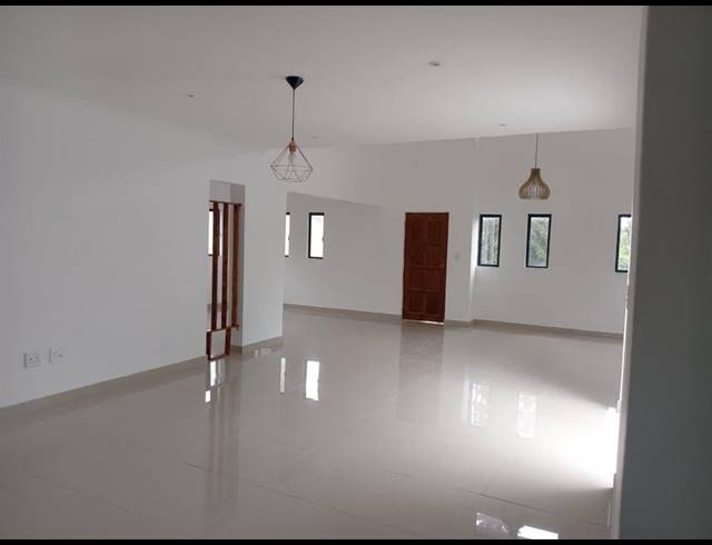 3 BEDROOM TOWNHOUSE FOR SALE IN SARNIA